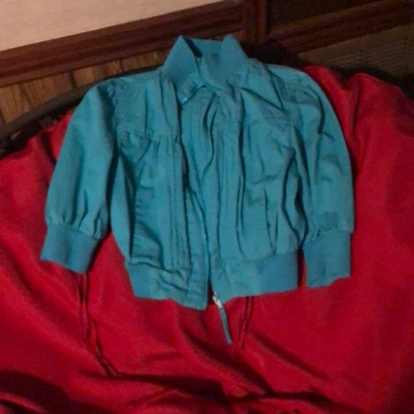 Crop Jacket - Picture 4 of 4